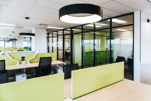 glass-demountable-office-walls-in-an-office-space
