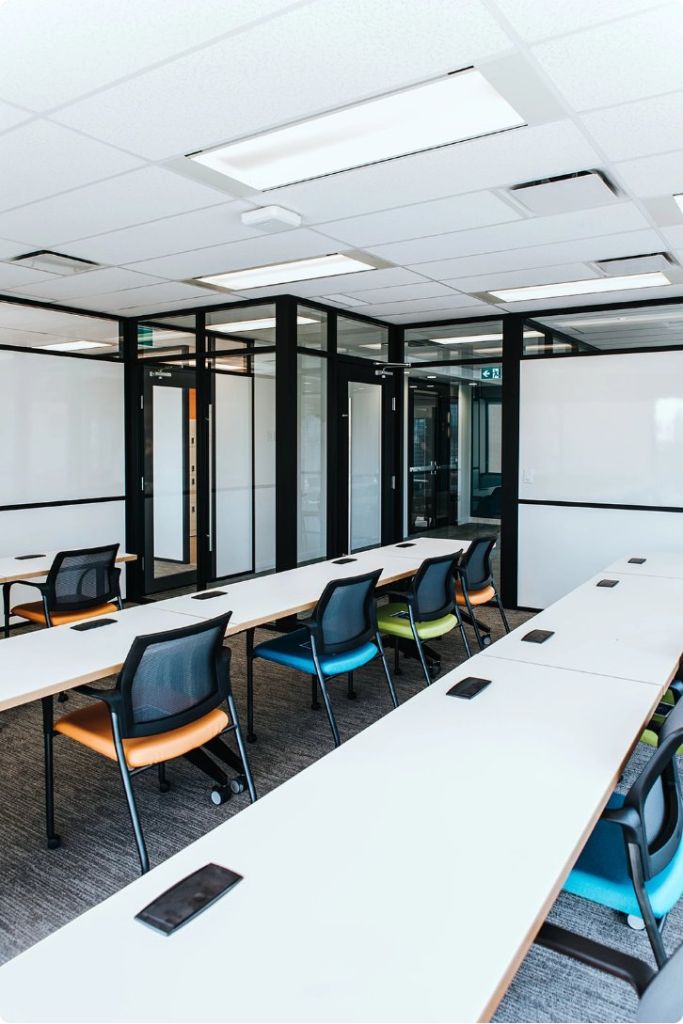Modern office furniture Calgary - SueMoodiePhotography ATCORumi 16 Edit