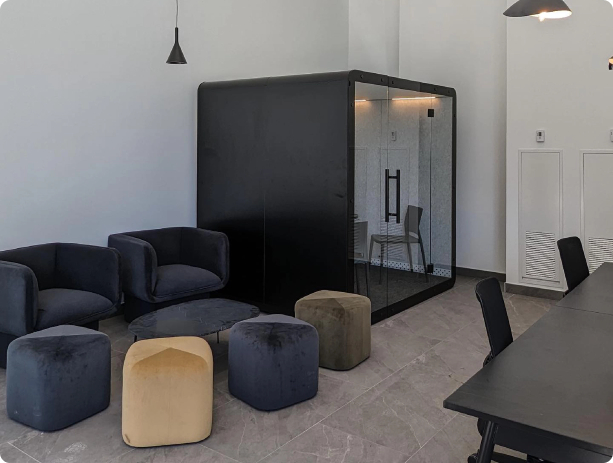 Quality office furniture for Canadian businesses