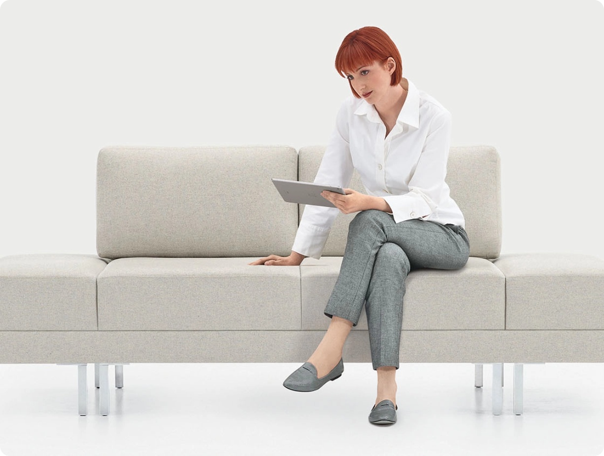 Modern office furniture Calgary - series ml park@2x